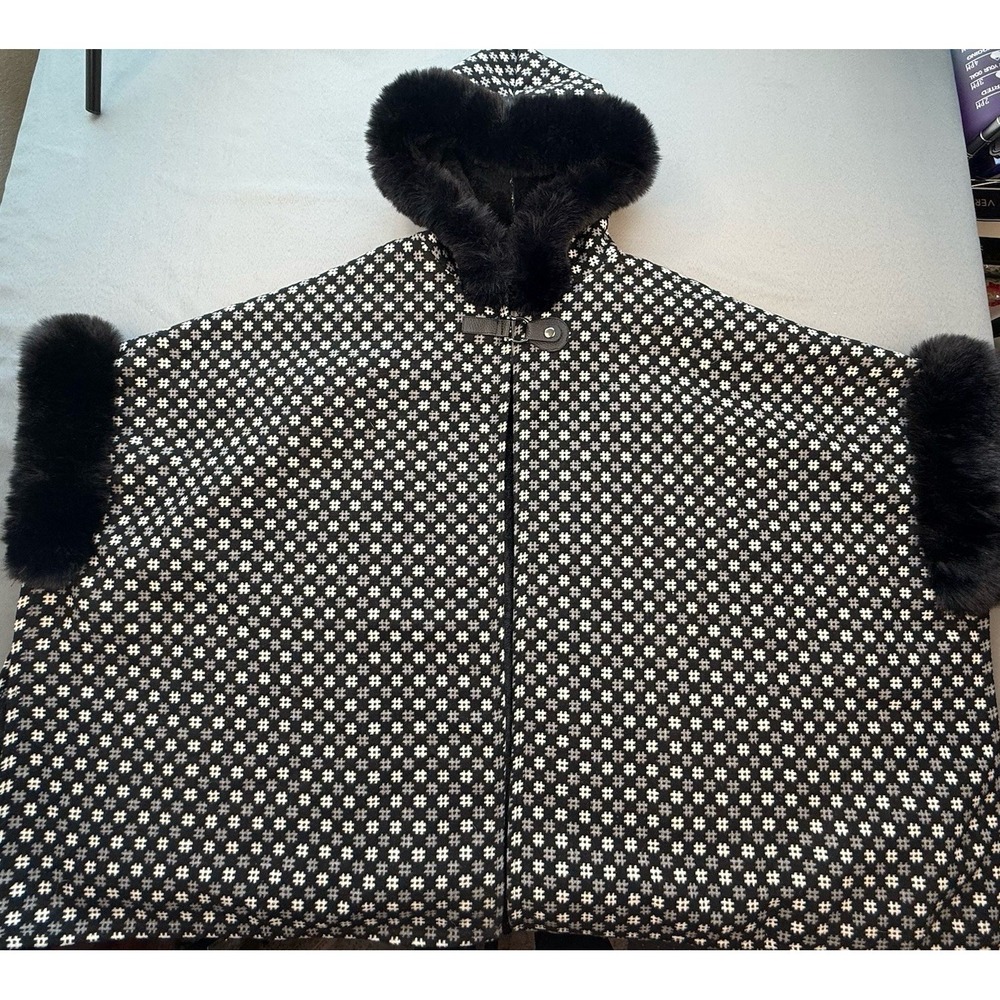 NWT Adrienne Vittadini Black White Faux Fur Trim Kimono‎ Poncho One Size ($112) - Picture 5 of 14
